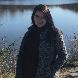 Meet your Posher, Kathia